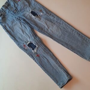 Cat and Jack size 16 super stretch girlfriend jeans with distressing and flowers